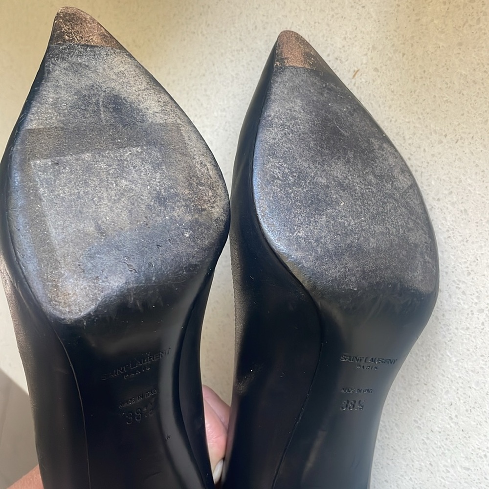 Saint Laurent Classic Black Leather Heels - Picture 6 of 9